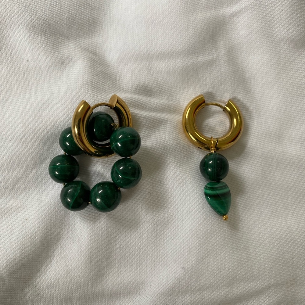 Timeless Pearly Earrings